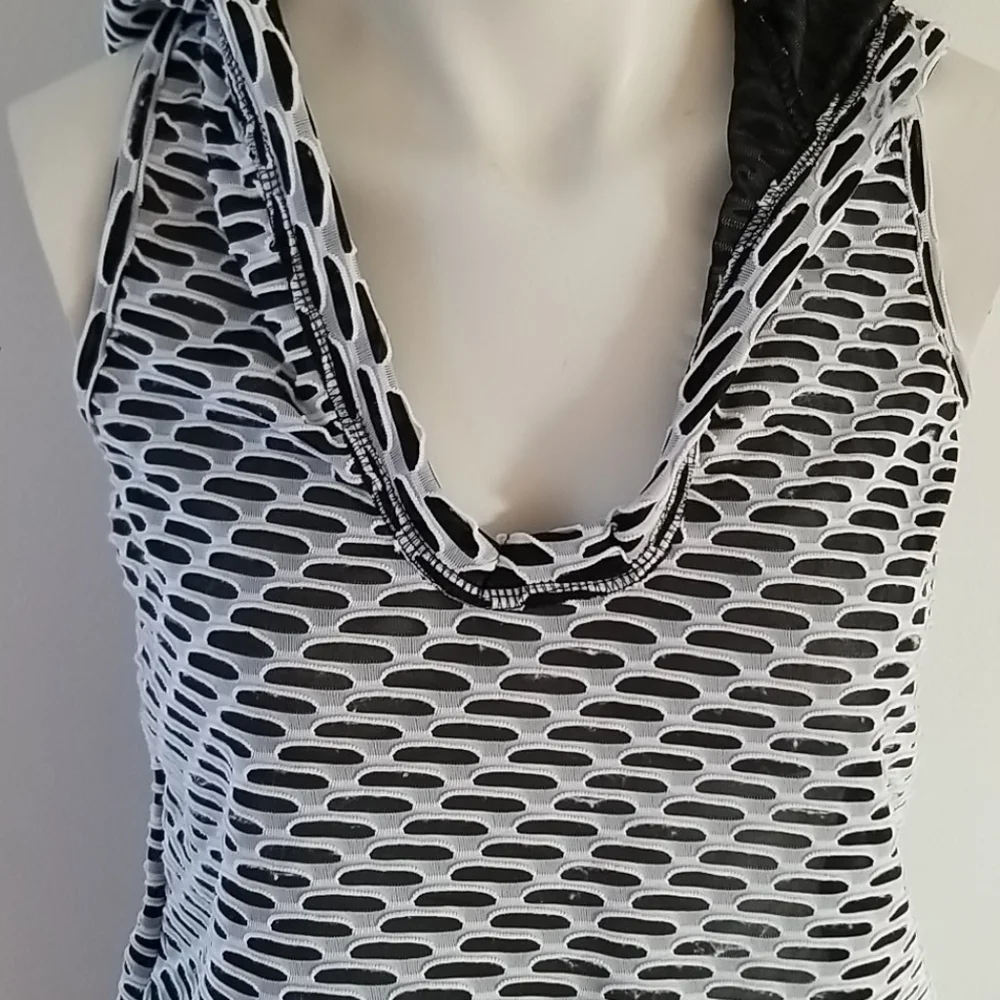 Jordan Taylor black White hooded beach cover up